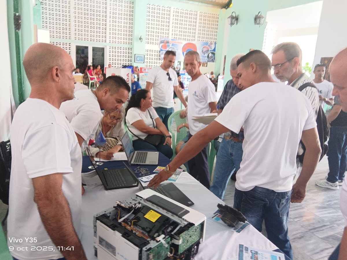 🚨Una jornada de regocijo y alegría, donde los innovadores #cienfuegueros 🇨🇺hicieron gala de su capacidad de crecimiento frente a las adversidades cotidianas. Muchas felicidades para todos los premiados. <a href="/ArmandoRguezB/">Armando</a> <a href="/adianez_taboada/">Adianez Taboada</a> <a href="/AndreaArmasRodr/">Andrea Armas</a> <a href="/citmacuba/">Ministerio de Ciencia, Tecnología y Medio Ambiente</a> <a href="/Ruberdanis23361/">Ruberdanis Tamayo</a>