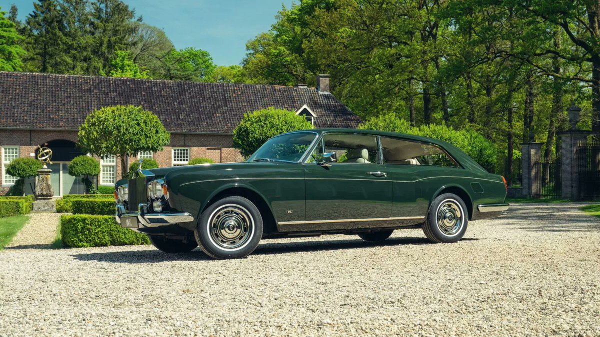 MadridMotorS's tweet image. (1/3) New Old Rolls-Royce Corniche 1981 by Niels van Roij Design, este carrocero consigue crear un shootingbrake precioso en... #coachbuilder #rollsroyce #corniche #nielsvanroijdesign #premium #sales #oneoff #supercar #luxurycars #shootingbrake #FelizMartes #FelizMartesATodos