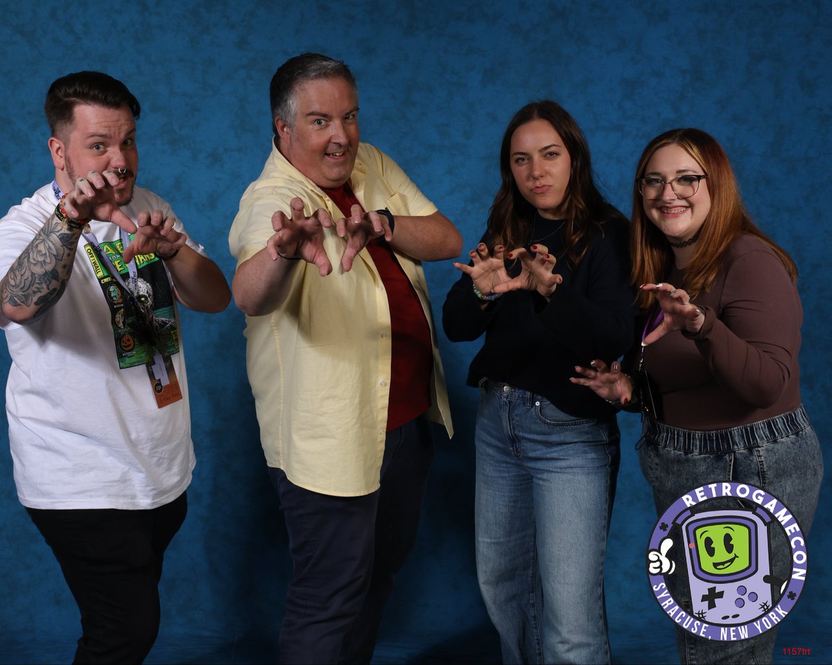 Got to meet the legendary bear 🐻 <a href="/DaveJonesActor/">Dave Jones | Halsin, Baldur’s Gate 3 🌿🐻</a>