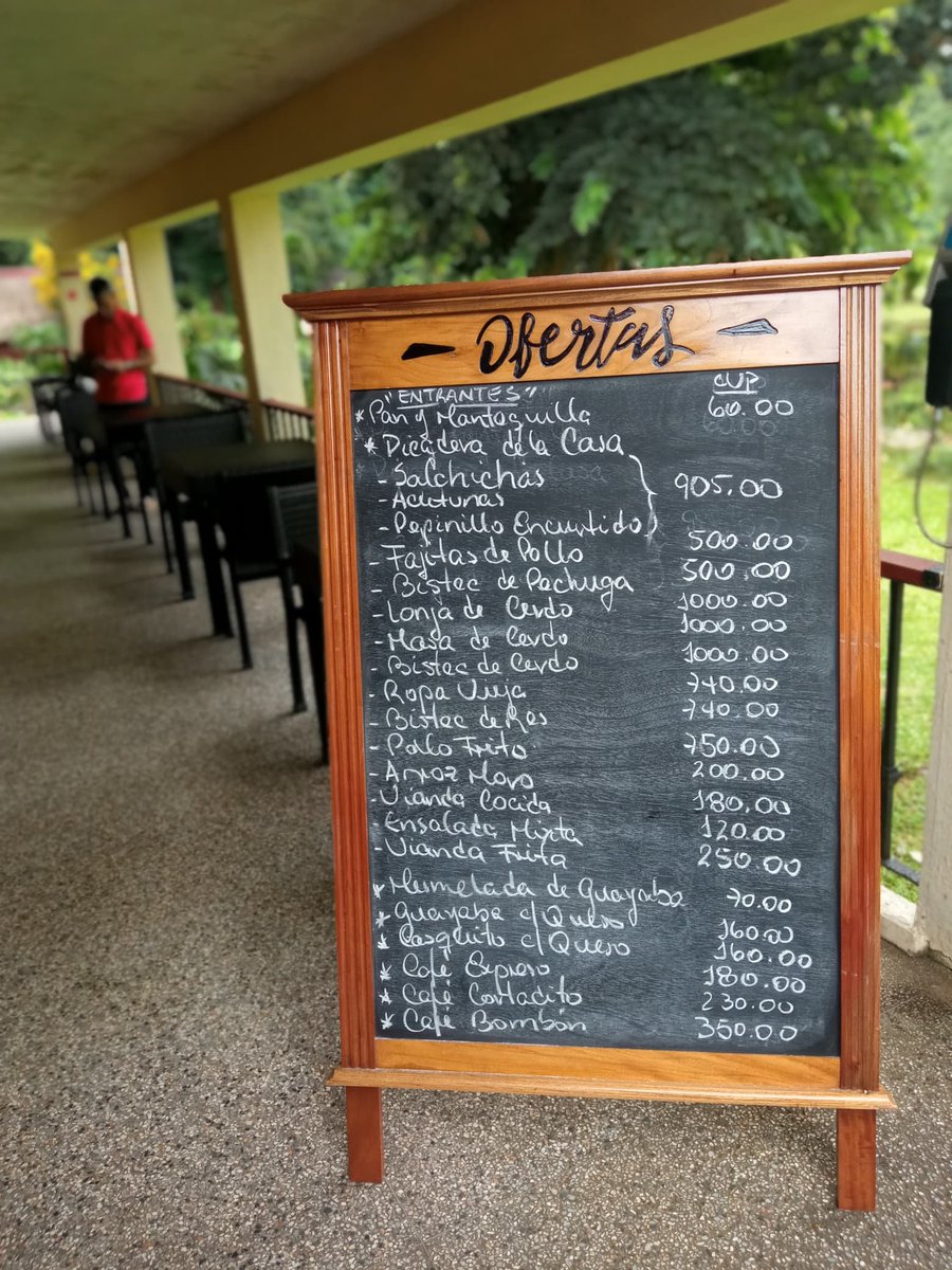 PinarPalmares's tweet photo. 🏞️ ¡Te esperamos en Cueva del indio Viñales
🍋 La mejor limonada natural de la región.
🍽️ Gran variedad de platos en nuestro restaurante
💨 Oferta de maridaje para cerrar con broche de oro una experiencia única.
#Palmares
#CuevaDelIndio
#CreandoMomentos
#SimplementeJuntos https://t.co/VgOWnSXUUL