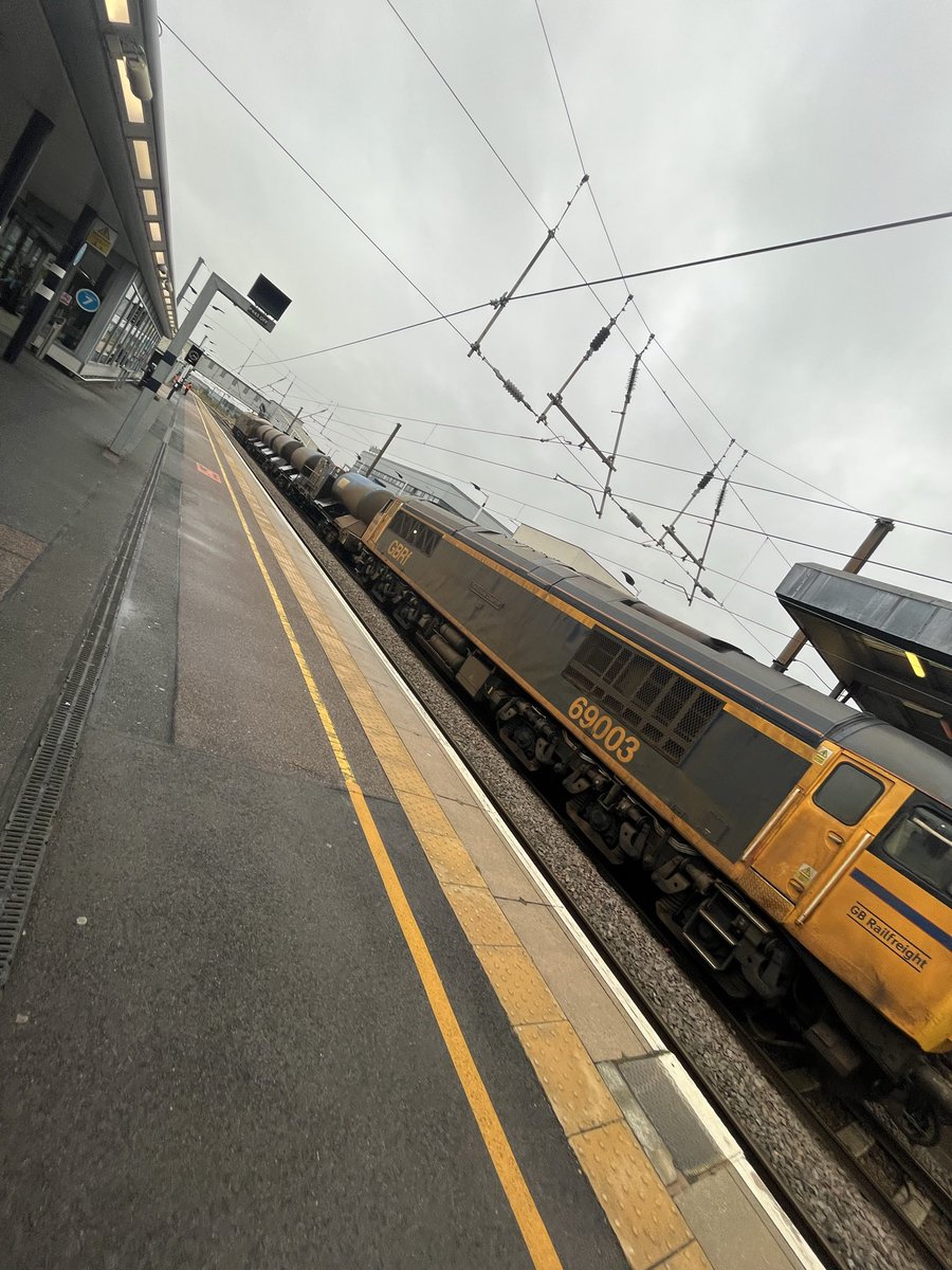 Uber taxi 1st experience went well 😂😂😂😂 now for the train when it gets here