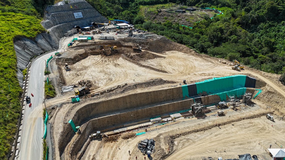 📹 Watch the latest progress video from the Marmato Bulk Mining Zone.

The expansion of our Marmato Complex includes a new portal and decline, dedicated 5,000 tpd carbon-in-pulp (CIP) processing facility and the use of efficient mechanized mining methods.

Video: