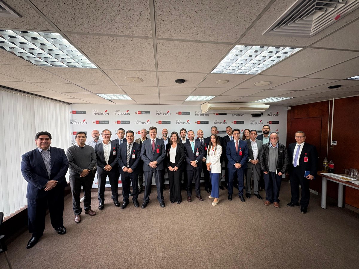 MafexSpain's tweet photo. Esta semana estamos en una delegación empresarial que organizamos a #Perú y #Colombia, acompañados por 18 compañías españolas del sector! Nuestro objetivo es explorar nuevas oportunidades de colaboración mostrar la capacidad tecnológica de nuestra industria. https://t.co/5PVmz2ch5K