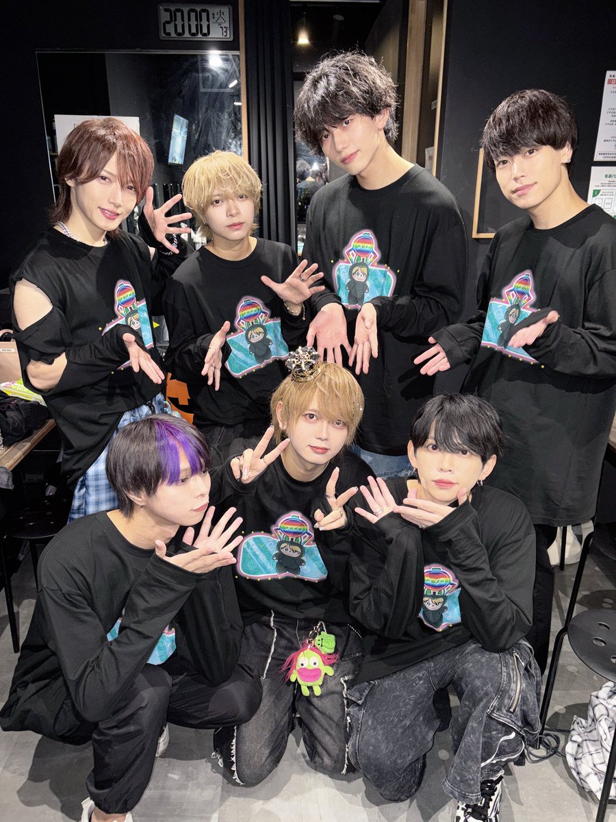 mogi_starium's tweet photo. みんなちょー大好き🫶🫶
この日の思い出残りますように🪄🐤 https://t.co/Le2smsUbR1