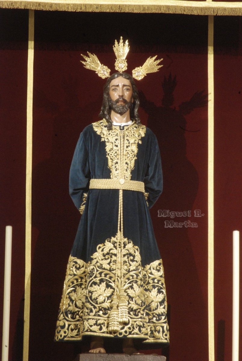 En las compañías y en las ausencias, siempre Tú.
Es martes...