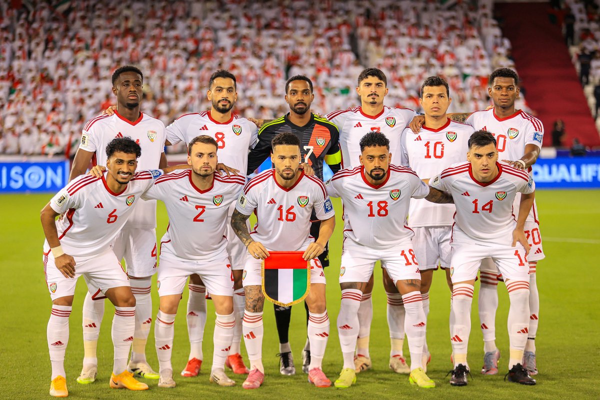 🚨🚨🚨🚨🚨🚨

تشكيلة منتخب الإمارات لمباراة قطر.

خالد عيسى
علاء الدين، بيمينتا ، كوامي ، روبن.
ميلوني، يحيى نادر ، خمينيز .
كايو لوكاس ، كايو كانيدو ، علي صالح