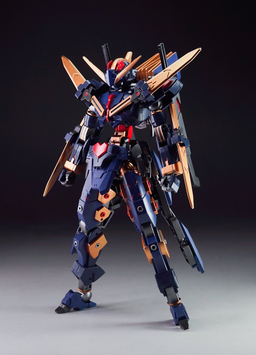 レヴィニクス=タケミナカタ

確実に戦果を上げる、レヴィニクス刀剣部隊の一機
小型実体剣とエネルギーソードを使い分けながら、市街地エリア防衛部隊と戦闘を繰り広げる。

#30MMマクシオン軍
#30MM市街地エリア