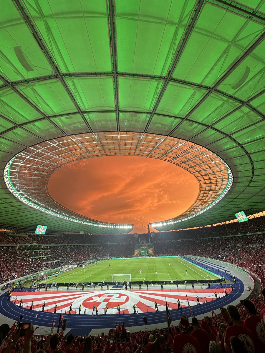 lautern_1900_'s tweet photo. Brutal https://t.co/X7ahvgXs4j