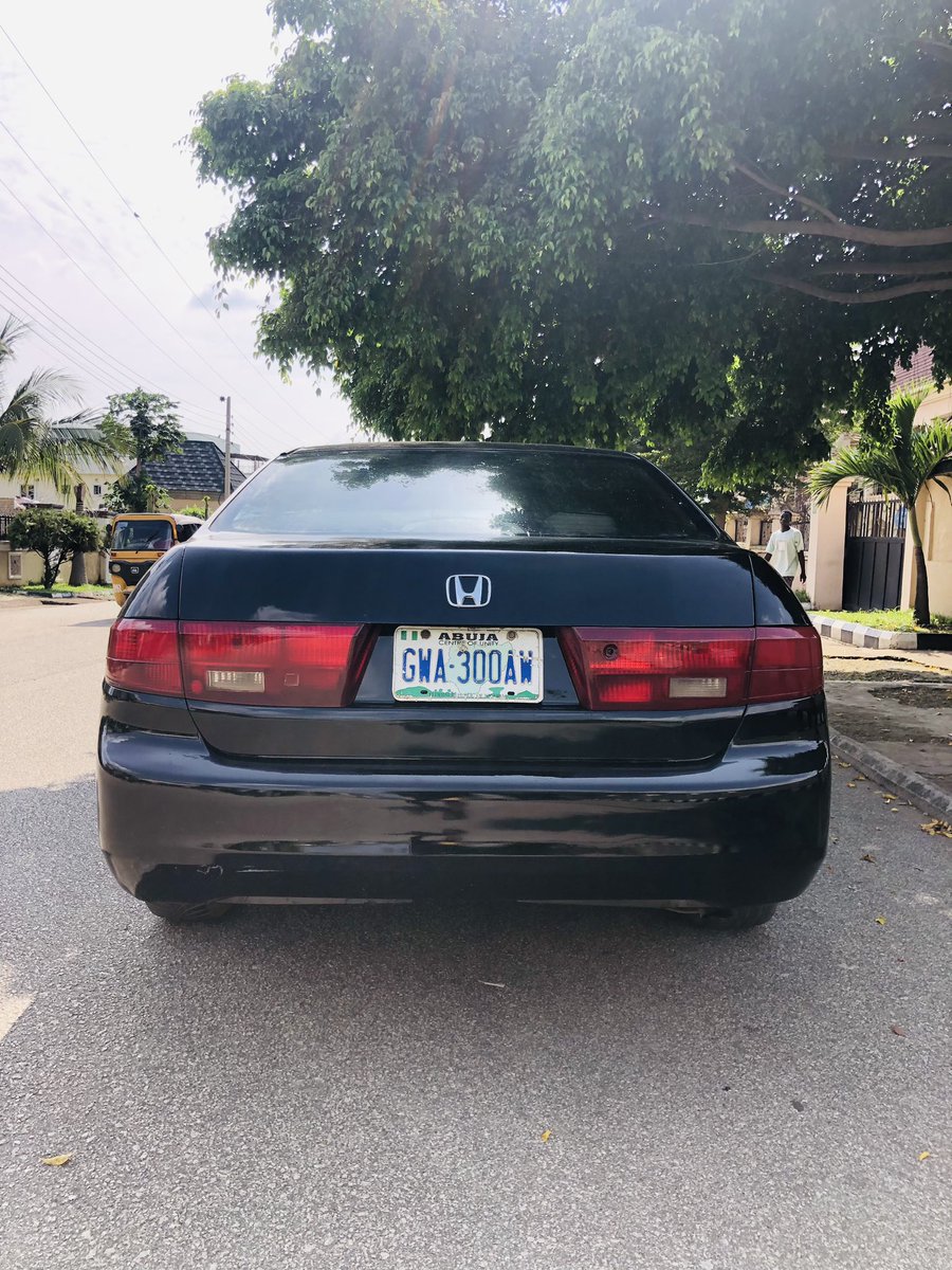 Mad Distress🔥🔥🔥 
Super sharp 2005
Honda Accord EOD 
with Untampered Engine and gear ⚙️ 
Ac chilling 
Price 2.8M 
Location Abuja with me