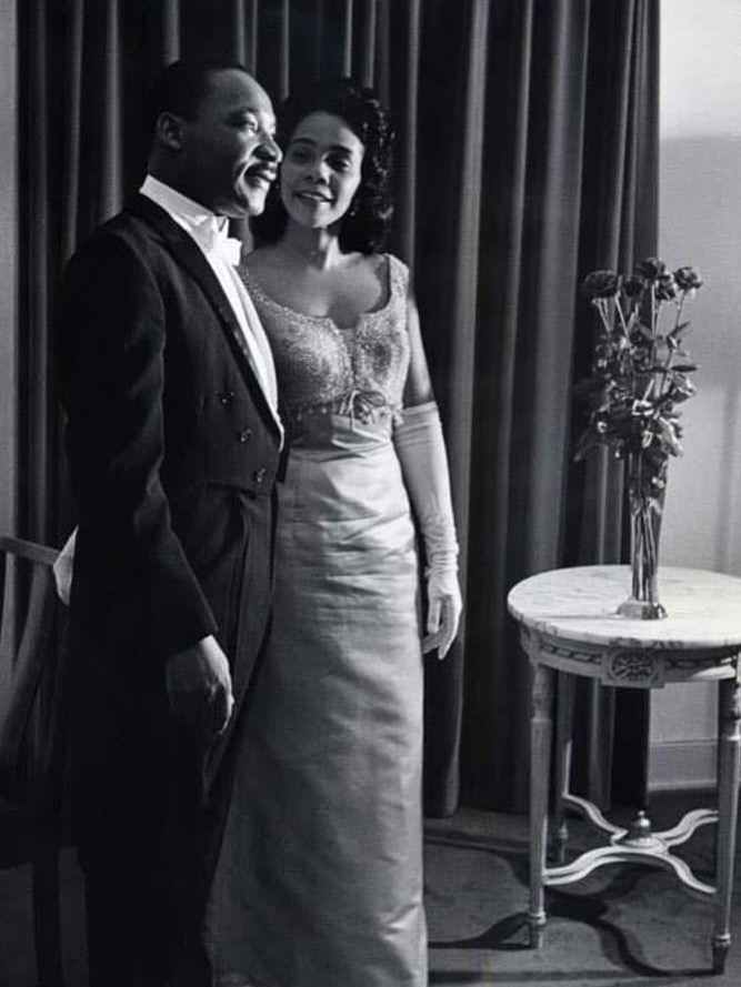 BerniceKing's tweet image. On this day in 1964, my father was announced as that year’s #NobelPeacePrize recipient for his nonviolent philosophy and methodology, and its application for social change during the Civil Rights Movement.
This is a photo of my parents in Oslo, Norway for the official ceremony…
