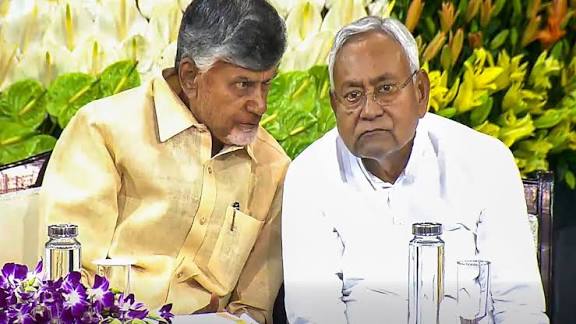 Amisha_Go's tweet image. These two are at the Root of all ongoing Miseries.
