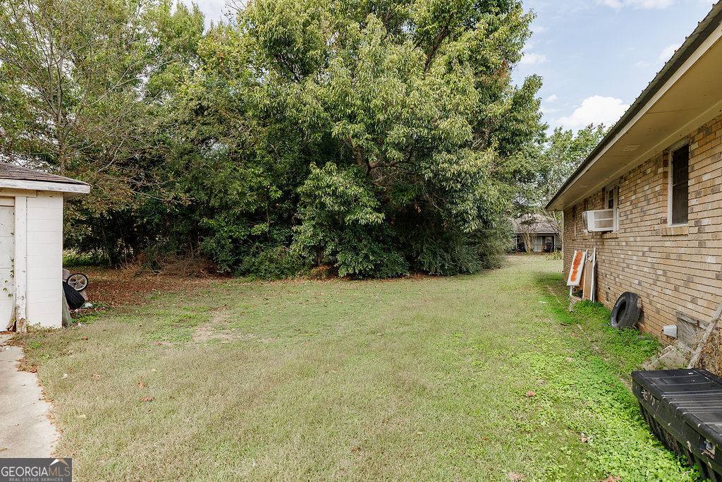 2331 Paoli ST, Comer, GA 30629 is now under contract.
See this listing and more on my website: searchatlantahomesforsale.com/d8rdto81