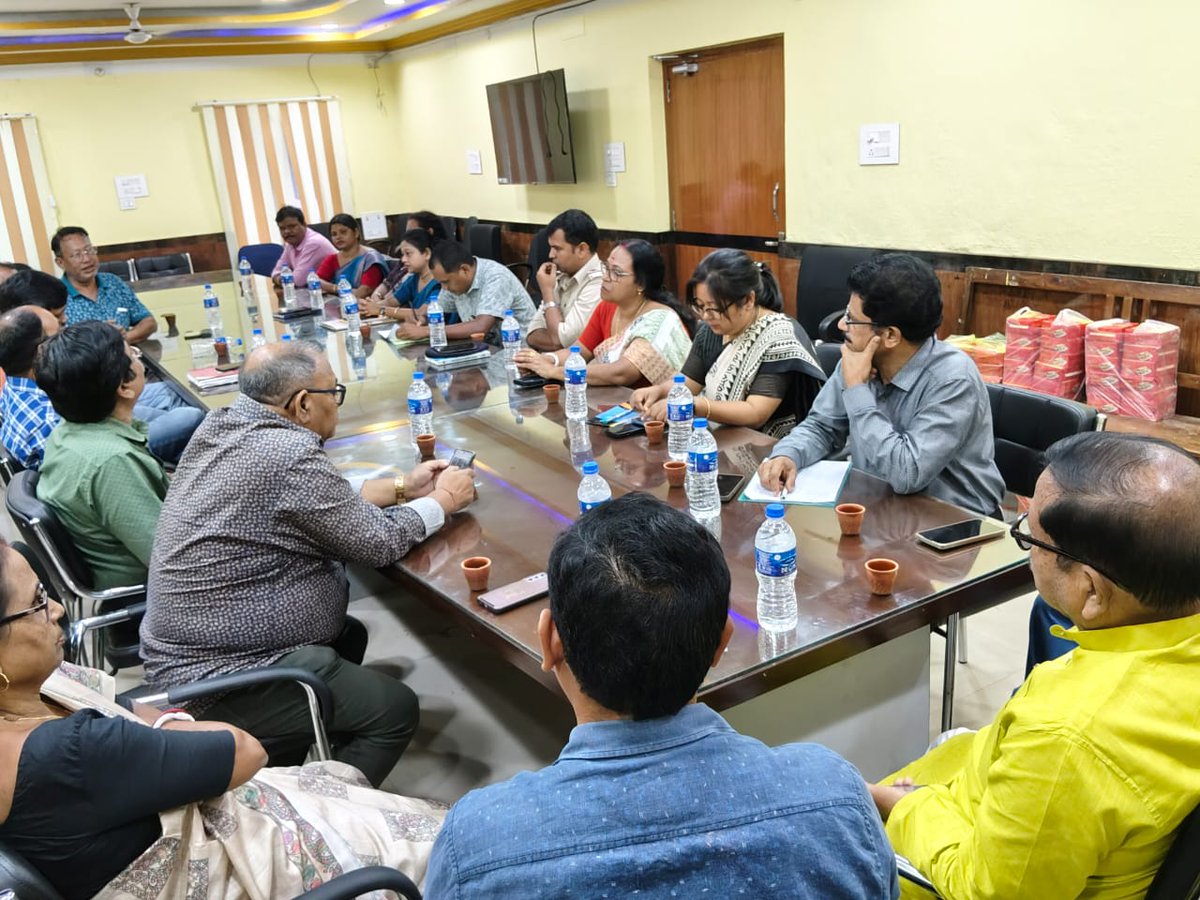 Rogi Kalyan Samiti Meeting conducted today under the Chairmanship of MLA 1-Mekhliganj (SC) AC, CMOH CoochBehar, SDO Mekhliganj,ACMOH Mekhliganj,BDO Haldibari,BMOH Haldibari and other Members of Committee.