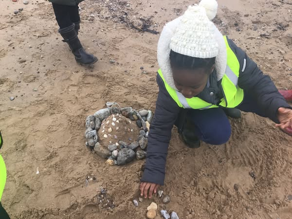 AlphonsusSt's tweet photo. Year 4 have had a fantastic day at Teesmouth and North Gare today. 🌊Children explored the sand dunes and the mouth of the River Tees. 👏😀 
#teesmouthfield #strongershores https://t.co/SKBUg9bVbK