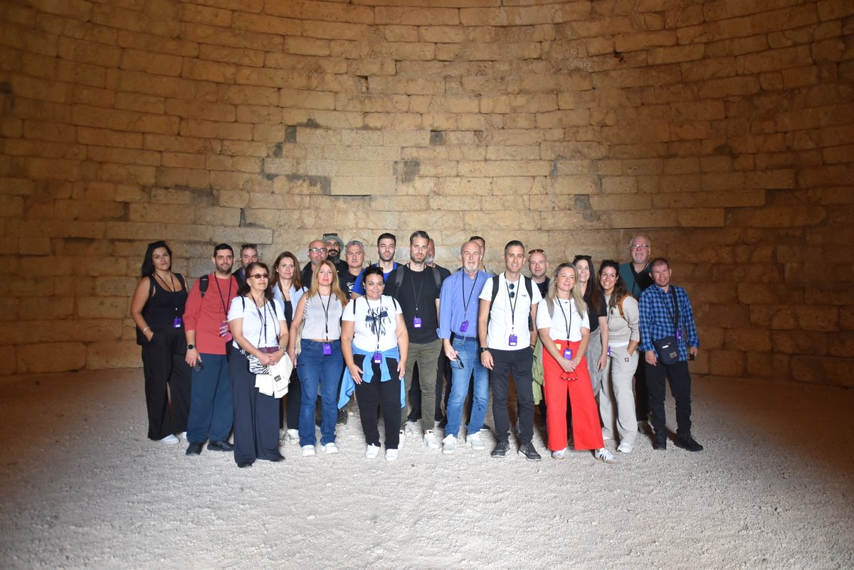 sigmasec's tweet image. 🏛️Μια ξεχωριστή Κυριακή στις Μυκήνες

Την Κυριακή 12/10 η ομάδα της Sigma Security άφησε για λίγο την καθημερινότητα και ταξίδεψε στις Μυκήνες, σε μια όμορφη εκδρομή γεμάτη ιστορία, γνώση και καλή παρέα.

#SigmaSecurity #TeamDay #Mycenae #TeamBuilding #MomentsTogether #WeAreSigma