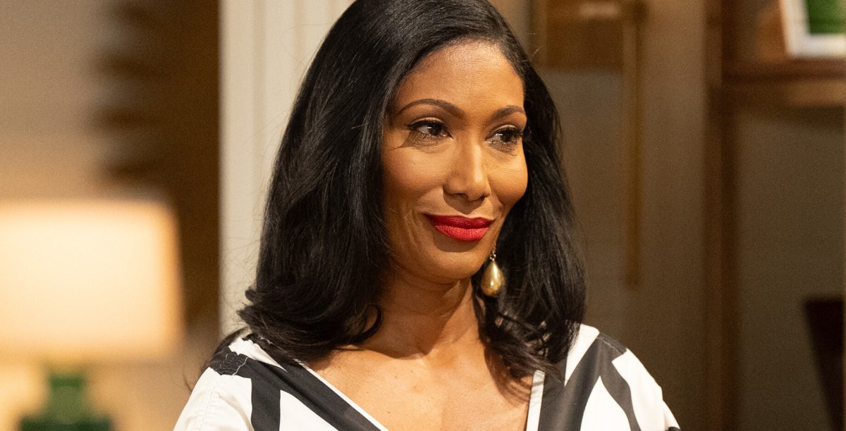 Soap_Hub's tweet image. Beyond The Gates Spoilers October 15: Leslie Relies on Her Past to Guide Her Future soaphub.com/beyond-the-gat…
