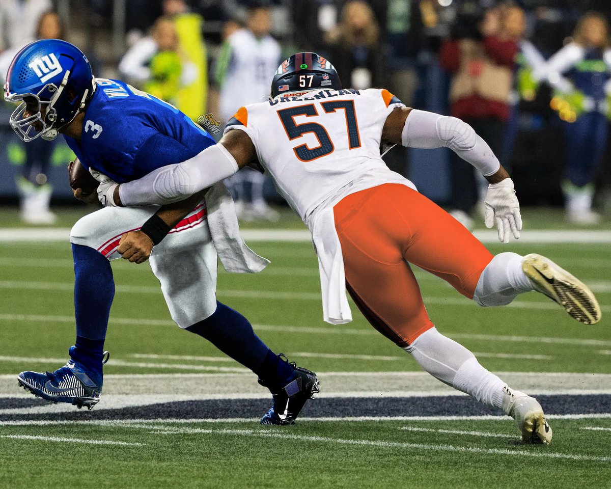 Week 7 Rooting Guide 

Broncos &gt; Giants
Raiders &gt; Chiefs
Colts &gt; Chargers
Titans &gt; Patriots
Bengals &gt; Steelers
Rams &gt; Jaguars 
Seahawks &gt; Texans

Powered by <a href="/Ftball_Sensei/">Football Sensei</a>