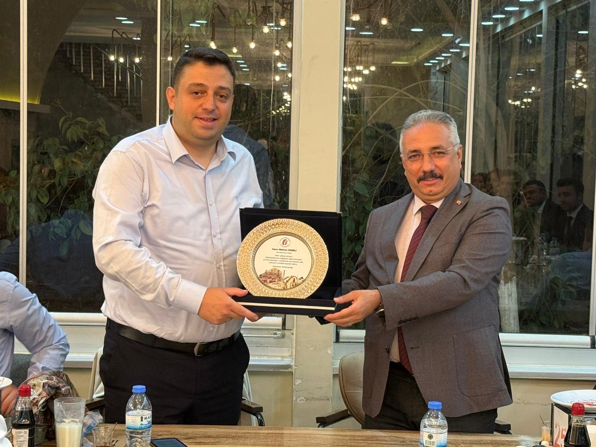 Defterdarlığımızda Gelir Müdürü olarak göreve başlayıp, 6 Şubat Depremleri sonrası Vergi Dairesi ve ardından Grup Müdürü olarak görev yapan Sayın Mahmut Demirli, Aksaray Defterdarlığında görevlendirilmiştir.