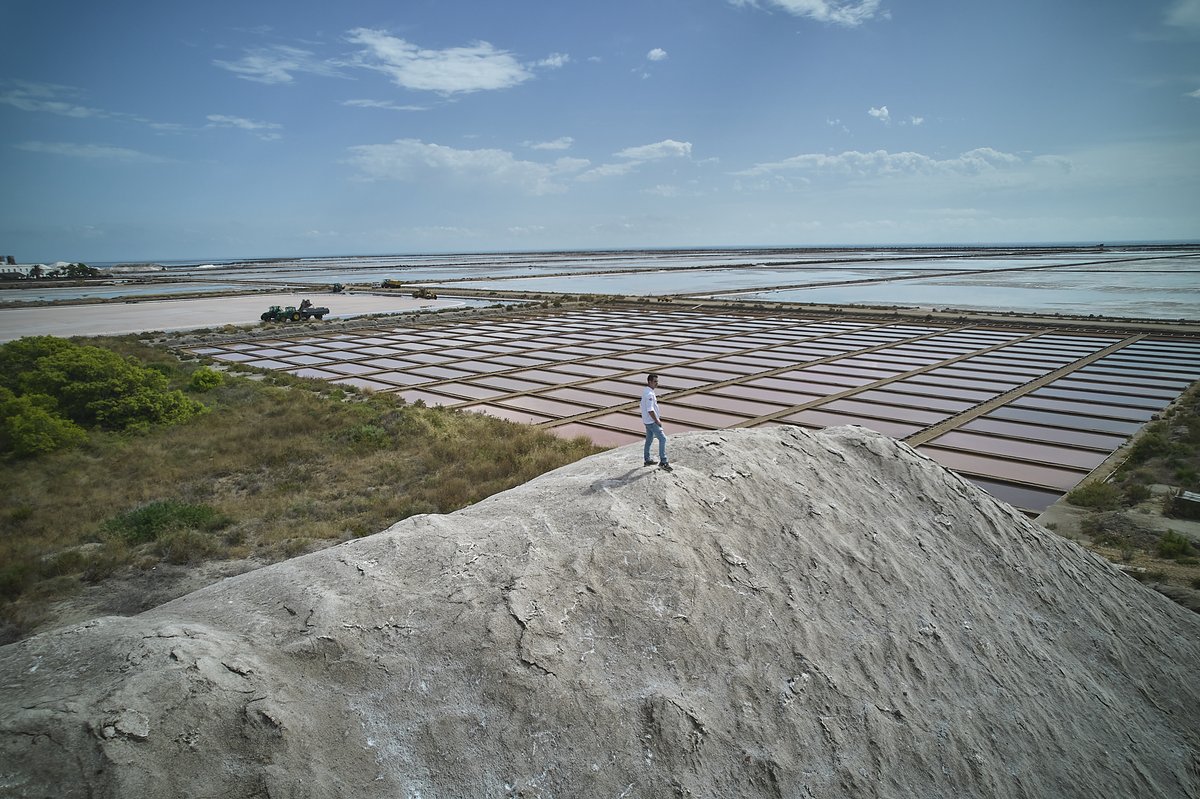 El Delta del Ebro es más que paisaje: tierra fértil, mar generoso y tradición viva 🌾🌊
El Delta de l’Ebre és molt més que paisatge: terra fèrtil, mar generós i tradició viva.
👉 hotelalgadirdelta.com
#AlgadirDelDelta #GuiaMichelin2025