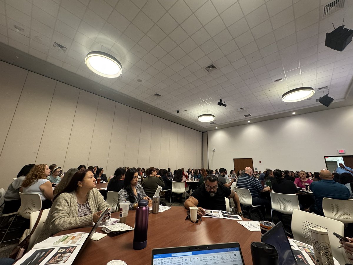 ABarrios_SISD's tweet image. Day 3 of PBIS Training at Region 19 was a success! Our SISD administrators and counselors, supported by the Stronger Connections Grant, are gaining powerful strategies to better support students. #PBIS #StrongerConnections #SISD #Allin #NextChapterIsOurs