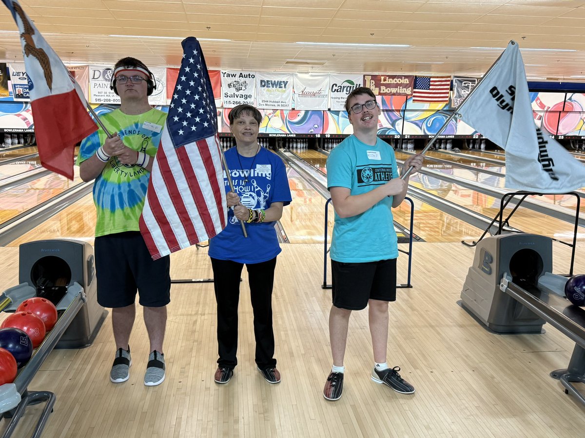 jsl1021's tweet photo. C. Kennedy representing ACHS at the opening ceremonies for Special Olympic bowling. Go Jags! @Jaguars_AD https://t.co/t63m3kywI2