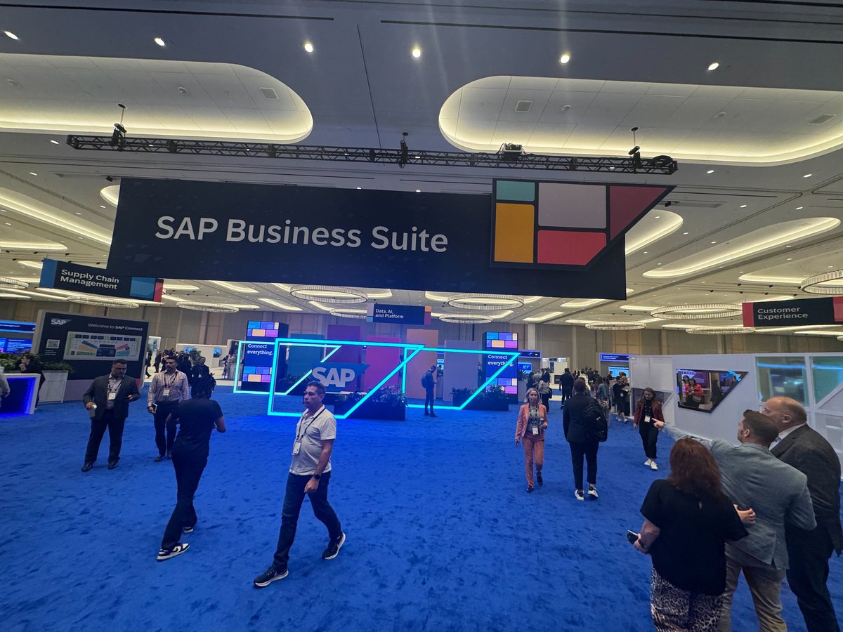 TalentNetInc's tweet image. Last week, our President Justin Lumby and Director of Strategic Sales &amp;amp; Growth Pierre-Yves Brennan joined industry leaders at SAP Connect in Las Vegas, sharing how TalentNet’s Direct Sourcing platform is shaping the future of work. #SAPConnect #TalentNet