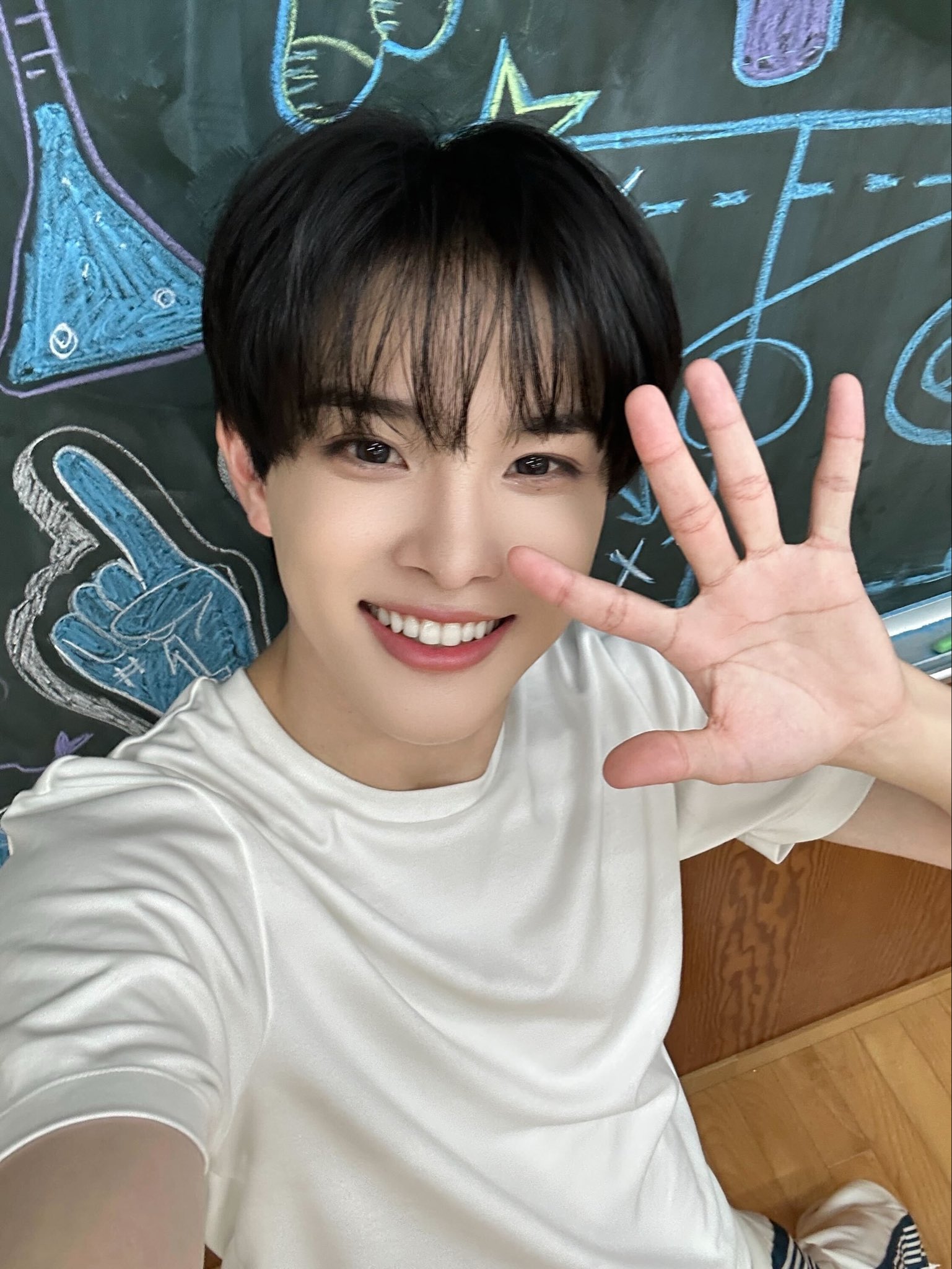 輝suki🦢🤍 (@hikaruonly0328) / X