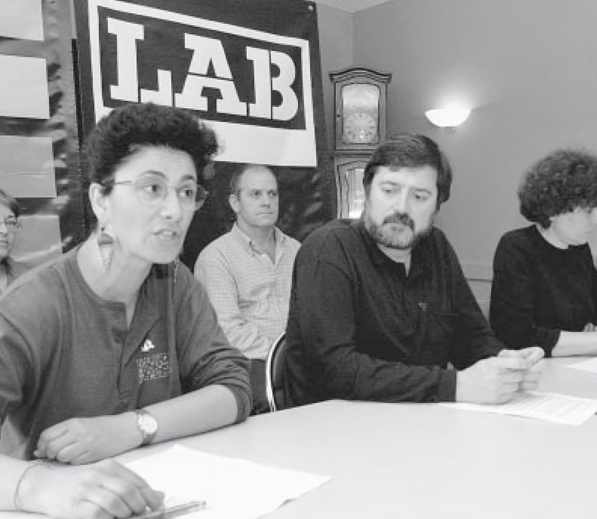 Sindikatu bat eraikitzen ari gara, ekosozialista, independentista, feminista, antiarrazista eta nazionala. 

Herrialde osoan ezarritako sindikatu bakarra gara. Gaur, 25 urte ibilbideaz ospatzen dituzte Ipar Euskal Herriko kideek. 

Zorionak <a href="/LAB_ieh/">LAB IEH</a>! 🎂 Aurrera! ✊🏾