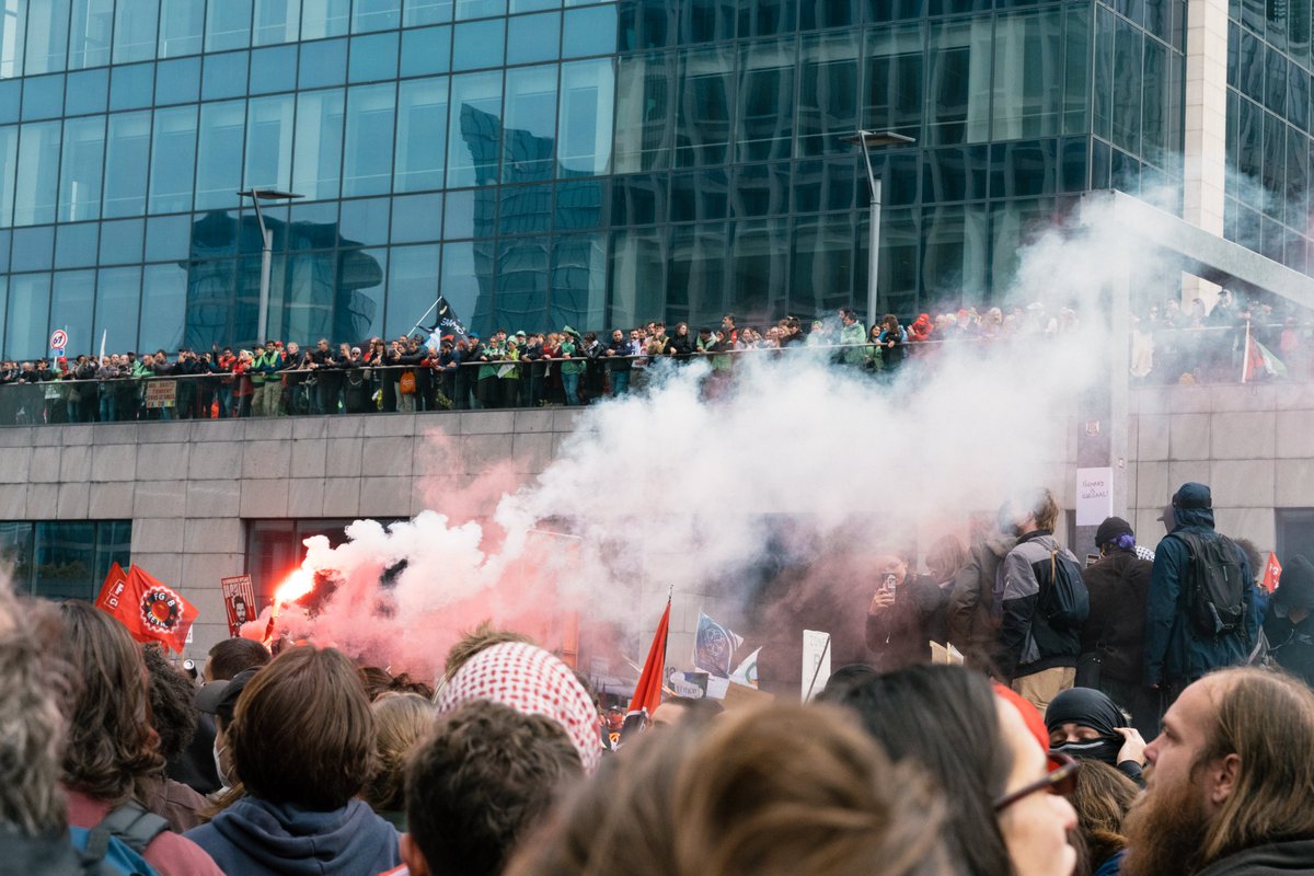 UNI_Europa's tweet image. INCREDIBLE STRIKE 📷

UNI Europa joined 140,000 workers from across all of Belgium in protest of the Belgian government's austerity agenda today. This was one of the biggest strikes in the country in the last 25 years.

We stand with workers and their unions in Belgium.