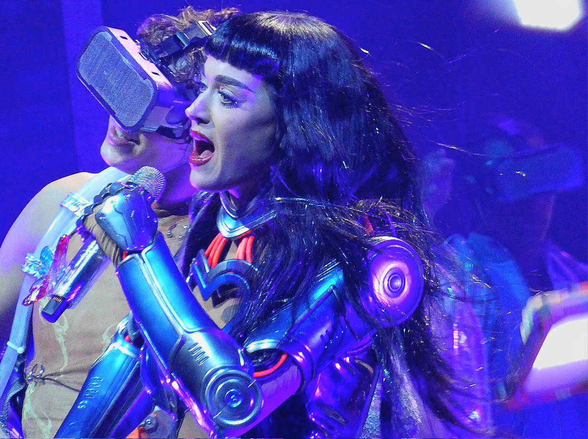 eemrb's tweet image. Katy Perry #TheLifetimesTour 13 Oct 25 @TheO2 #KatyPerry #KatyPerry143
