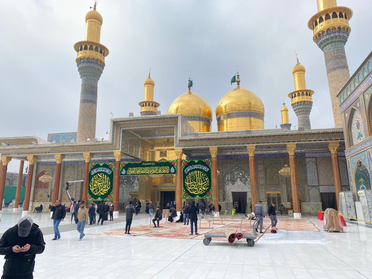 هو الينخى باب الحوايج الأمل بالله الكريم ما ترجع الحاجه
اريد حاجتي منك يبو الرضا وأشد بيها أملي ومطلبي وسراجه
الصوره شتويه..دخيلك يا سيدي ناخييك بيها😔💔