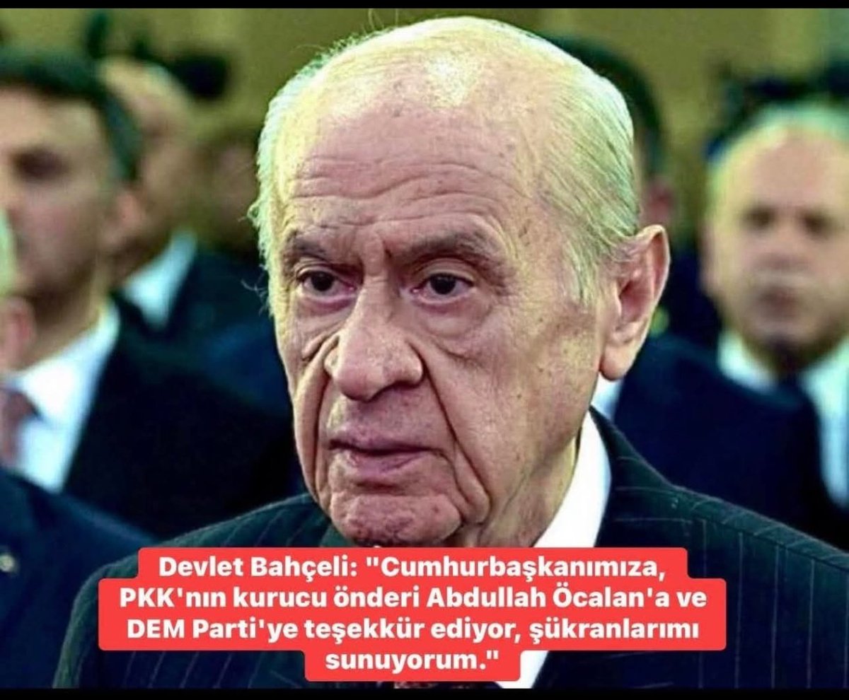 Bahçeli'nin teşekürlerini sunduğunu kişiye Orospu çocuğu Öcalan demekte varmış nasipse. 
Bu vesileyle bir kez daha 
Öcalan anneni sikeyim. ❗
Sana zerre muhabbet besleyenin ta bacısını sikeyim. ❗