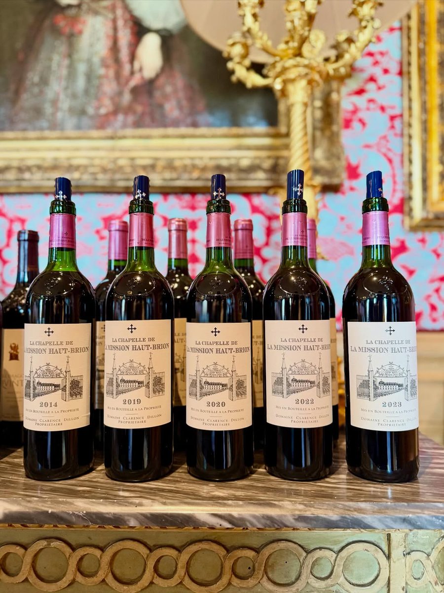 JeannieChoLee's tweet image. So many wonderful young vintages in Bordeaux to enjoy — we are spoiled for choice!

#bordeaux #pessacleognan #보르도와인 #보르도 #波尔多 #波尔多混酿 #wine #winetime #winetasting #winelover #masterofwine #winelife #winestagram #instawine #와인 #와인테이스팅 #와인스타그램