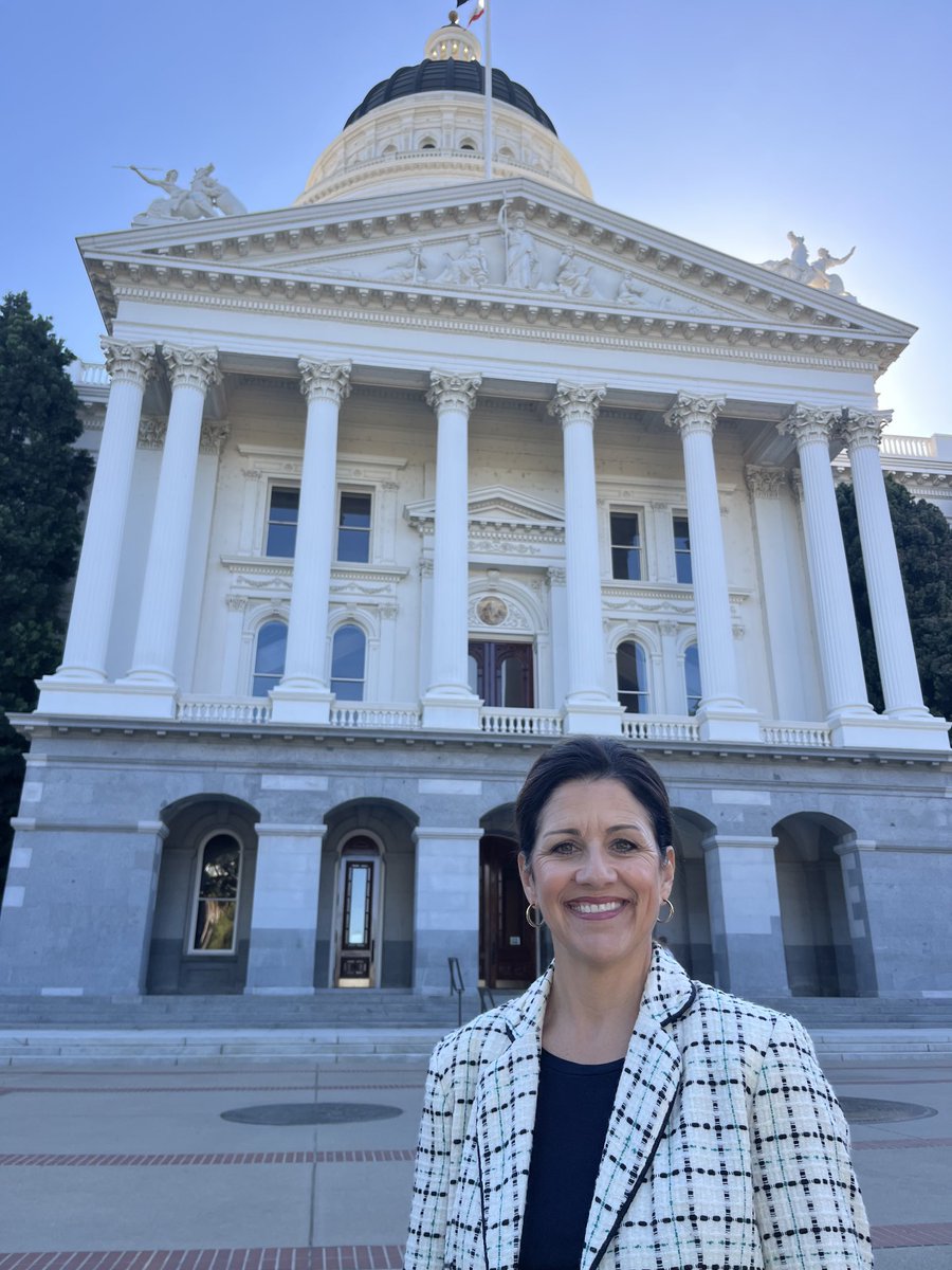 JanellMorillo1's tweet photo. As part of the California Education Policy Fellowship Program, we got to tour the state capitol last week. Such an honor &amp; privilege to be a member of this group. https://t.co/0ebc8h7cPL