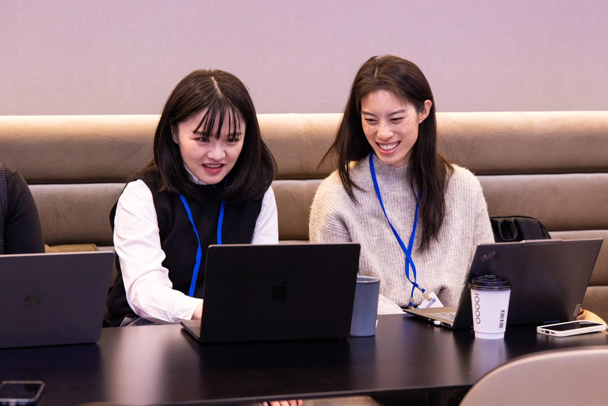 SDSC_Community's tweet image. Good morning and welcome to the hands-on workshops at #SDSC25 New York. ☕️
We’re ready for a full day of spatial analysis. Follow us for more updates as the day unfolds!