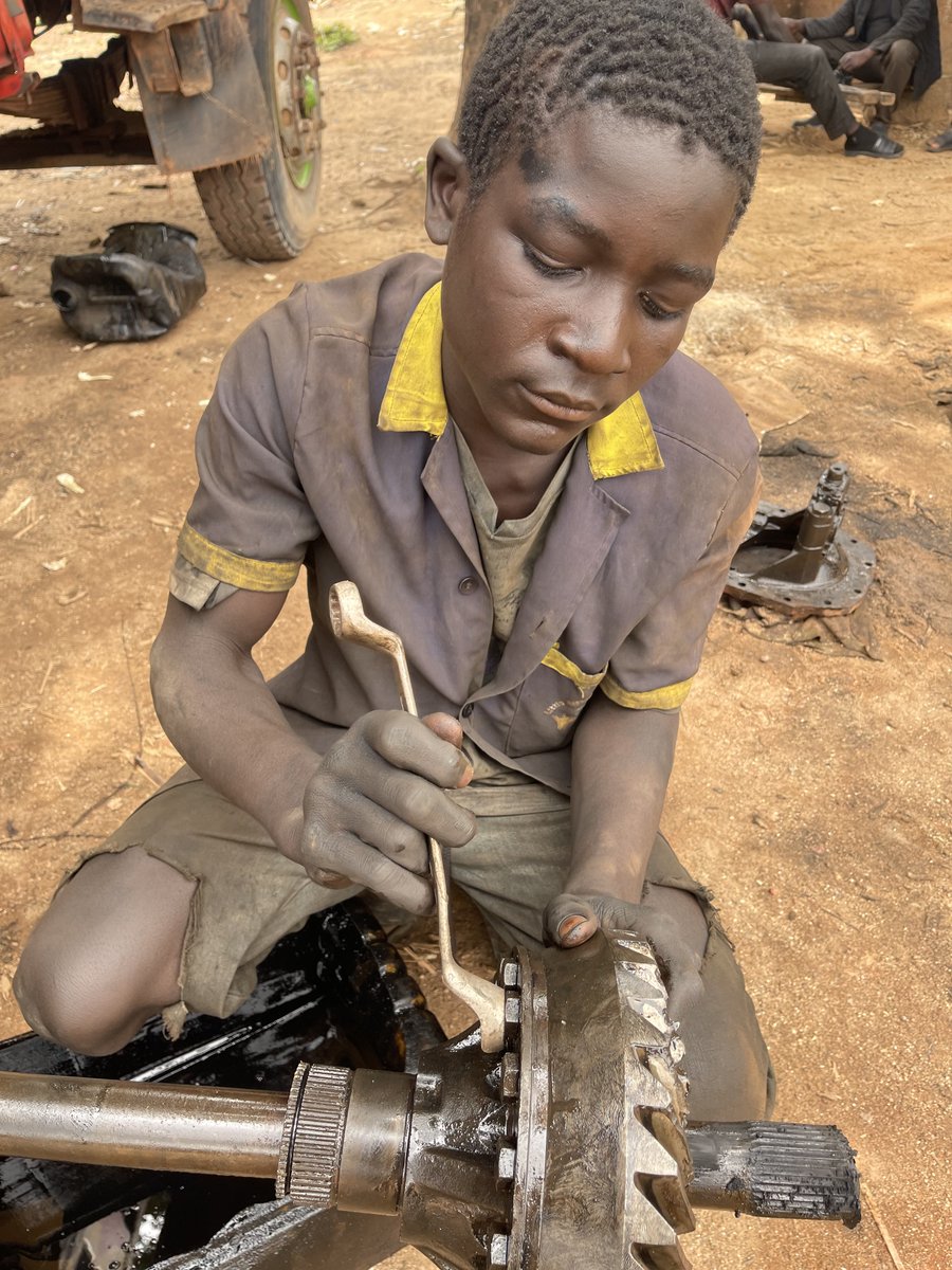 LilGiftedHands's tweet image. Passing the wrench to the next generation.
Training one child at a time in the art of automotive repair.
