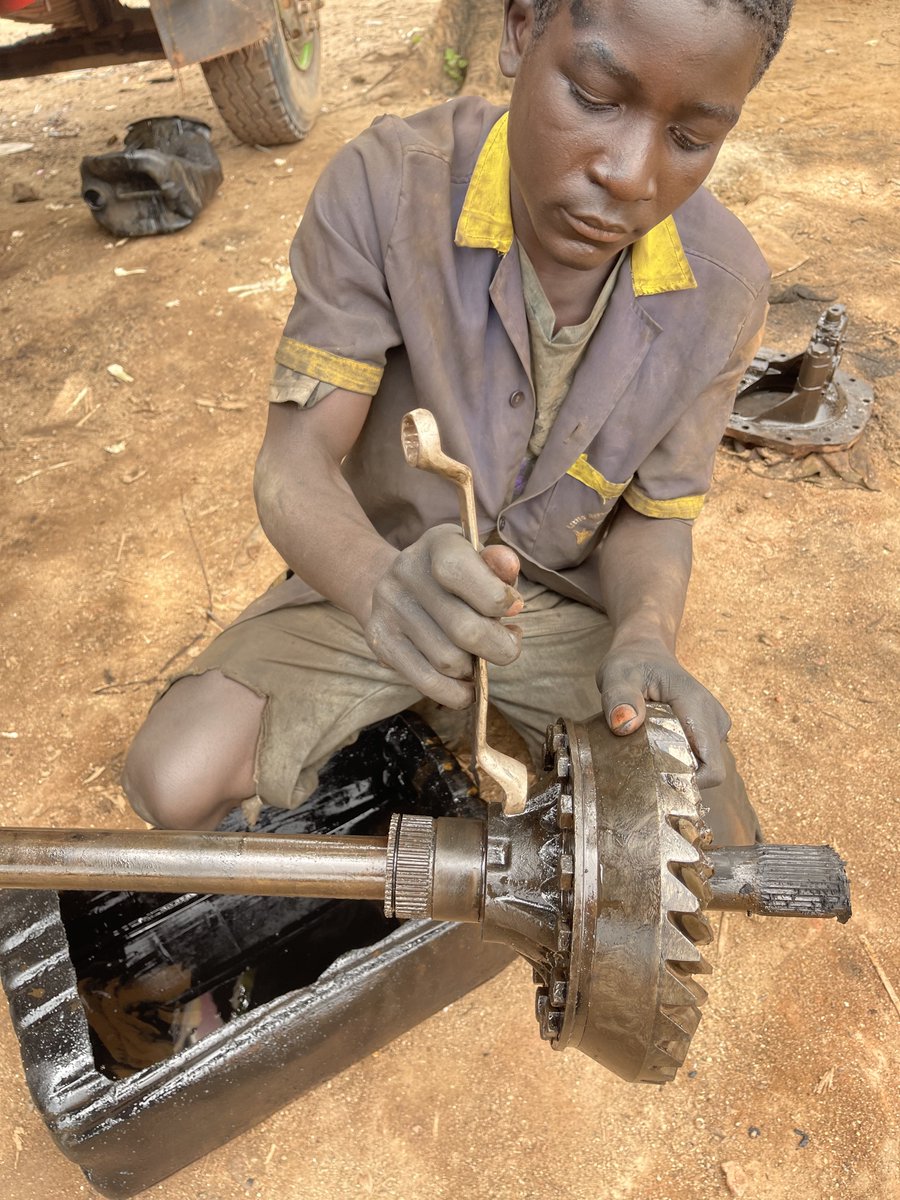 LilGiftedHands's tweet image. Passing the wrench to the next generation.
Training one child at a time in the art of automotive repair.