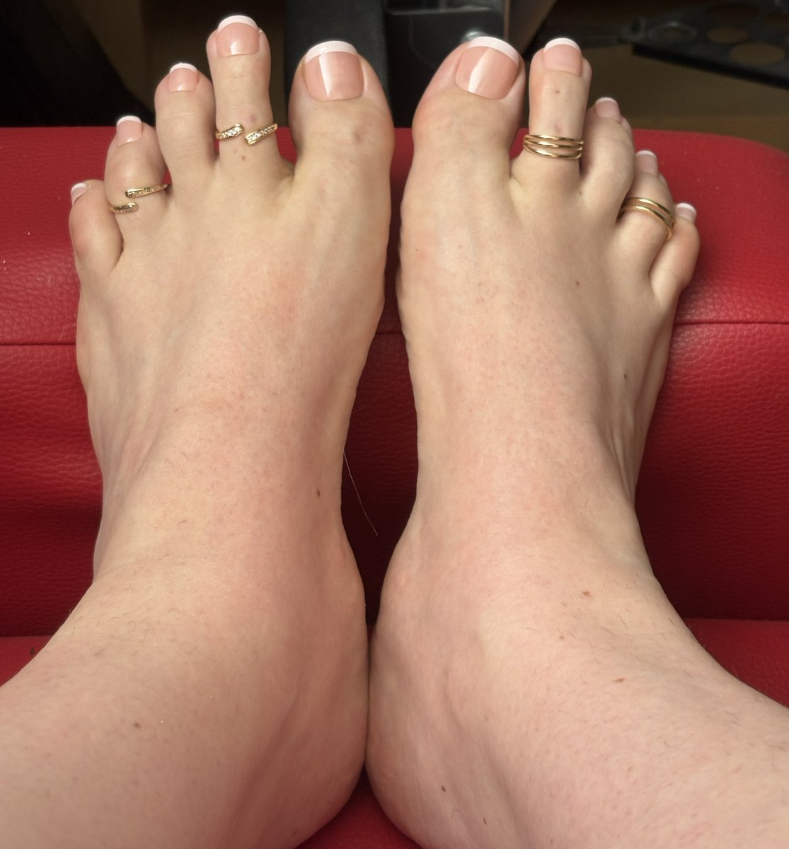 <a href="/toptoesinhose/">TopToes (he/him): podcaster, foot lover, nylon fan</a> <a href="/Kutefeet/">My Perfect Size 8 Feet for your viewing pleasure!!</a> Happy Toesday 💋❤️💋 #toesday #feet #toes