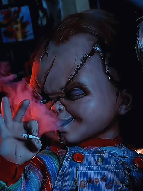 Did y’all catch Nicki saying she a BILLIONAIRE on spaces👂🏽that money is very phuckin LONG💰