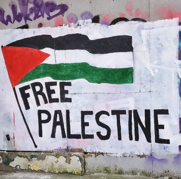 If you see this pic, reply with “Free Palestine”