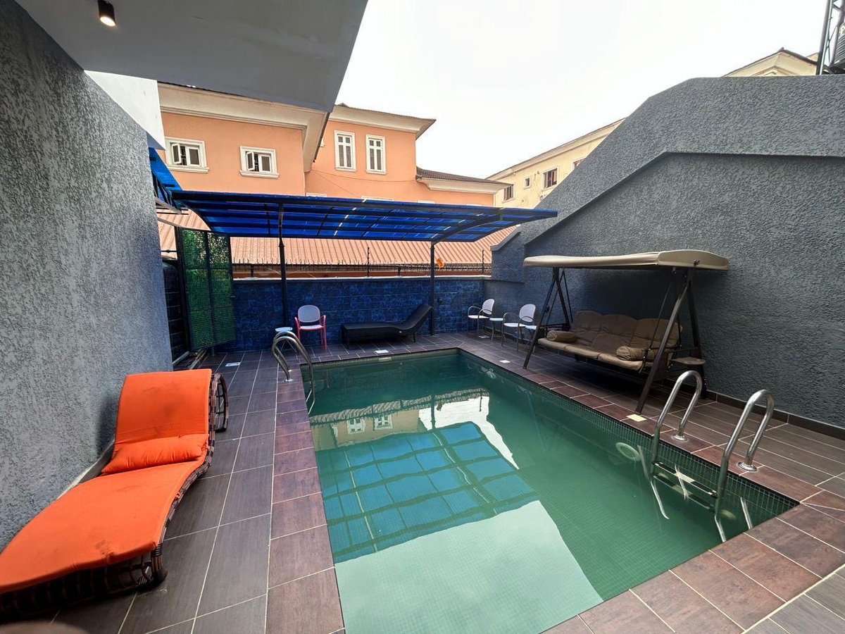 Harri_obi's tweet image. We just secured this space for the SuperteamNG Hacker Hostel this weekend. 

- 10 of our best Solana founders
- Revenue generating products 
- Learn from other experienced builders 
- Refine your product and pitch deck 

If you’re interested, send @JudithOgar a DM.