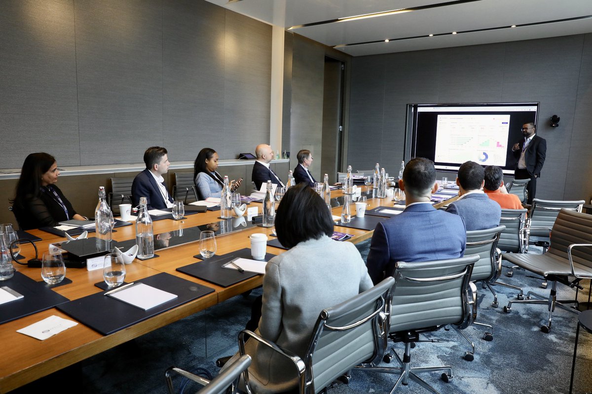 ScaleHealthcare's tweet photo. SCALE Healthcare Leadership Summit 2025 is in full swing! Insightful panels, forward-thinking discussions, and big ideas- all coming together to explore new opportunities in healthcare.
#SCALECommunity #Healthcareleadership #JPMorgan https://t.co/BWzJkviQPE
