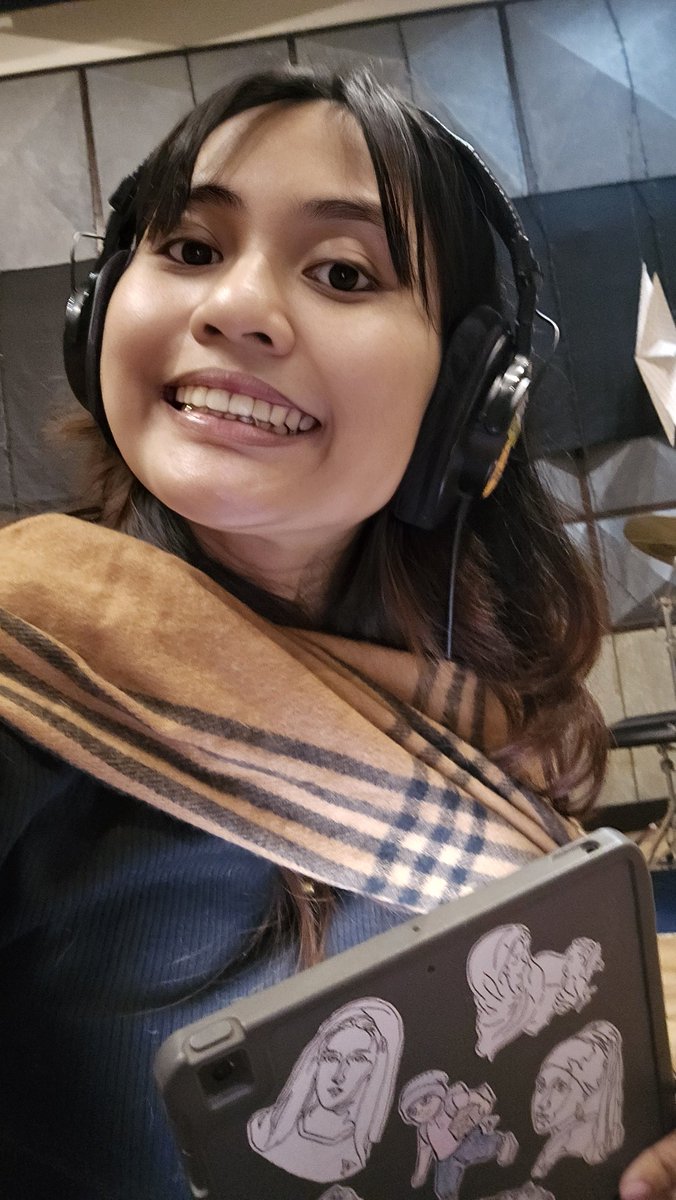 BambinaMerci's tweet photo. Push natin to kahit nilalagnat 😅

Recording at Abs-cbn... kung saan saan nanaman makakarating boses ko lol 🤣 https://t.co/RFNzbWqJ2f