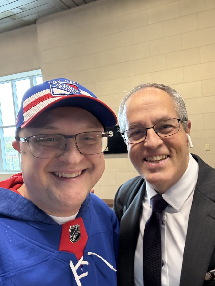 BlueTruthSB's tweet image. Ran into @jaygeemsg at the Secaucus Train Station. Recognized me from the commercial. Said he thinks we will at least score tonight and then go from there. Great dude. Says he’s doing well health wise as well, which was great to hear. #NYR
