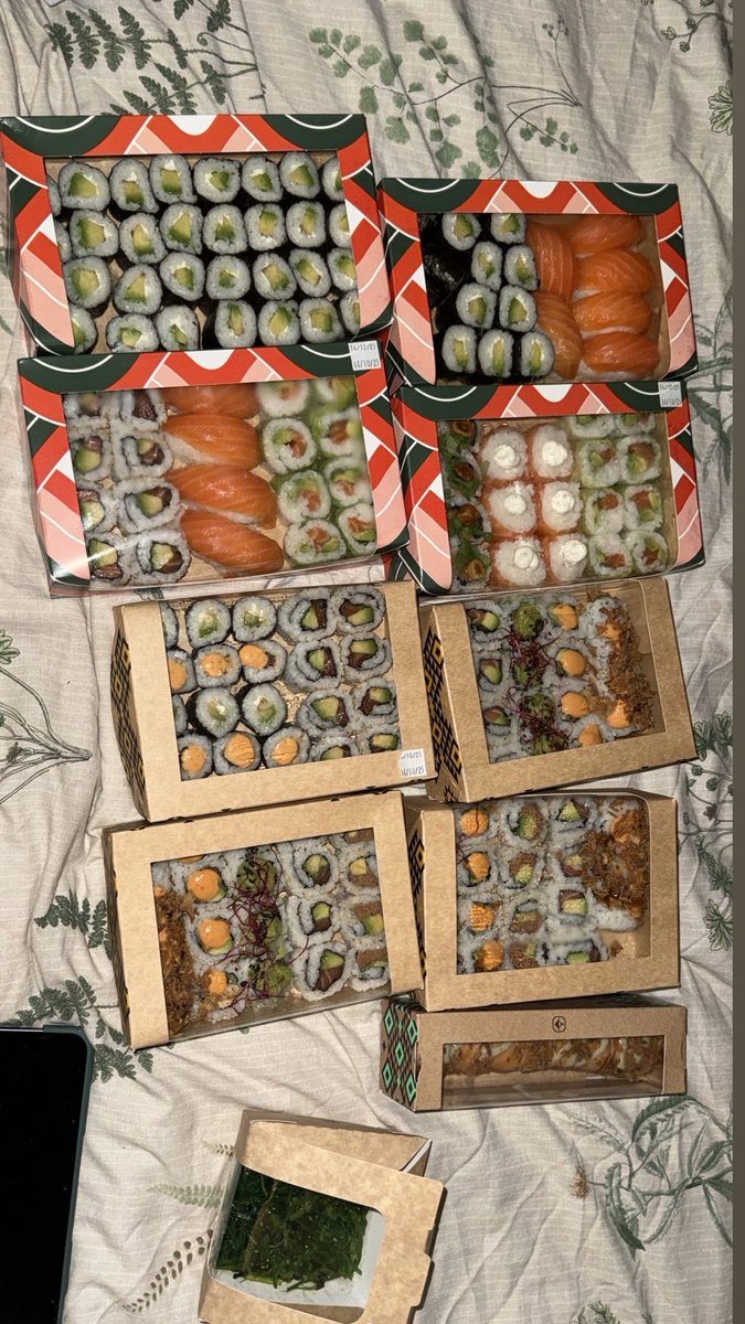 alex ★ tweet media