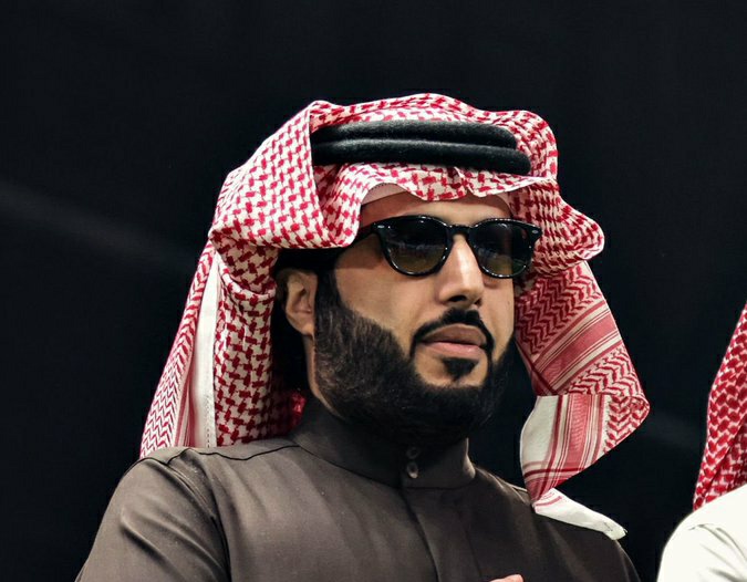 بمناسبة فوز #المنتخب_السعودي
بختار عدة اشخاص يفوزون معي 
      هدية "100 " الف ريال 
         موعدنا بعد الفجر 
رتويت للتغريدة + لايك❤️ + تعليق بنقطه 👌 
#السعوديه_العراق 
#بث_مباشر