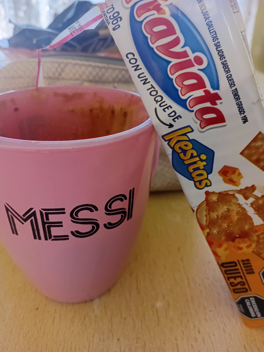 Acá, merendando café con falopx (?
#BuenasTardes ☕️