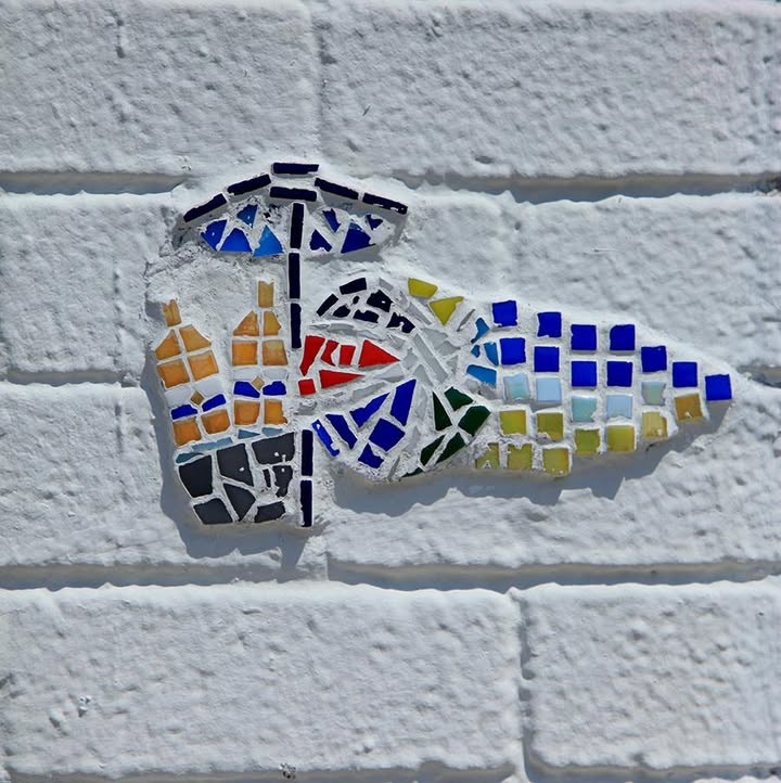 Imagein8's tweet image. Thinking of your next summer holiday?
BSA IMAGE OF THE WEEK
AIC Mosaic (📷 © Jaime Rojo)
#SummerHoliday #TravelInspiration #HolidayVibes #MosaicArt #BSAImageOfTheWeek #AdventureAwaits #ExploreMore #TravelPhotography #SummerVibes #ArtInNature