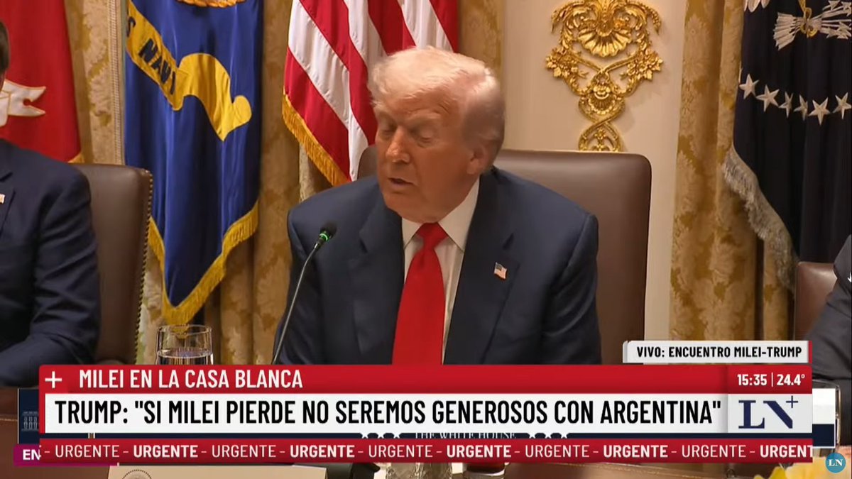 "Voten bien, negros" 😂😂