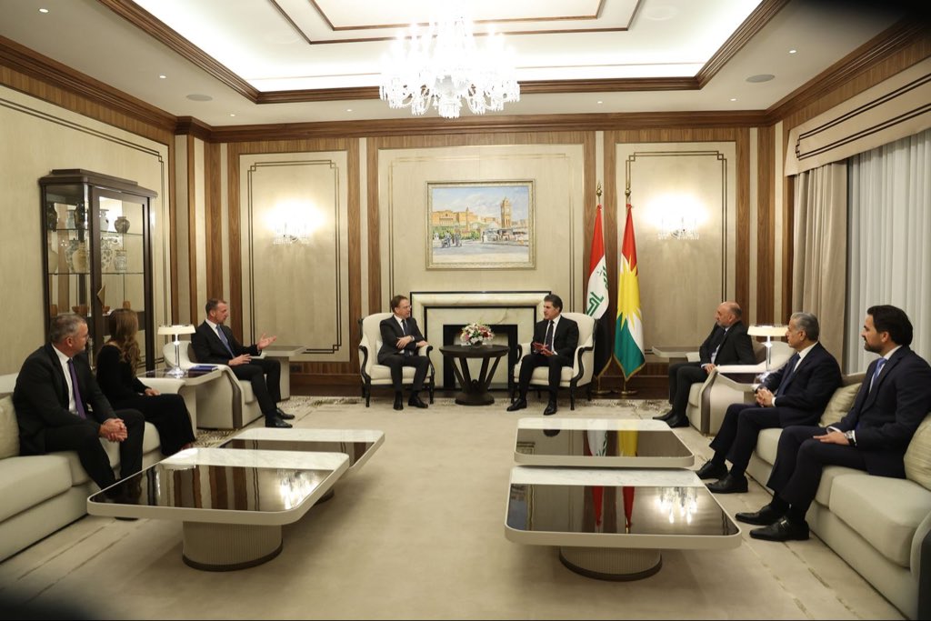President Nechirvan Barzani met with French Ambassador <a href="/FrPatrickDurel/">Patrick Durel</a> and the Consul General. They discussed France–Iraq–Kurdistan ties, Erbil–Baghdad relations, and regional issues, stressing the need to advance the political process and ensure successful elections.